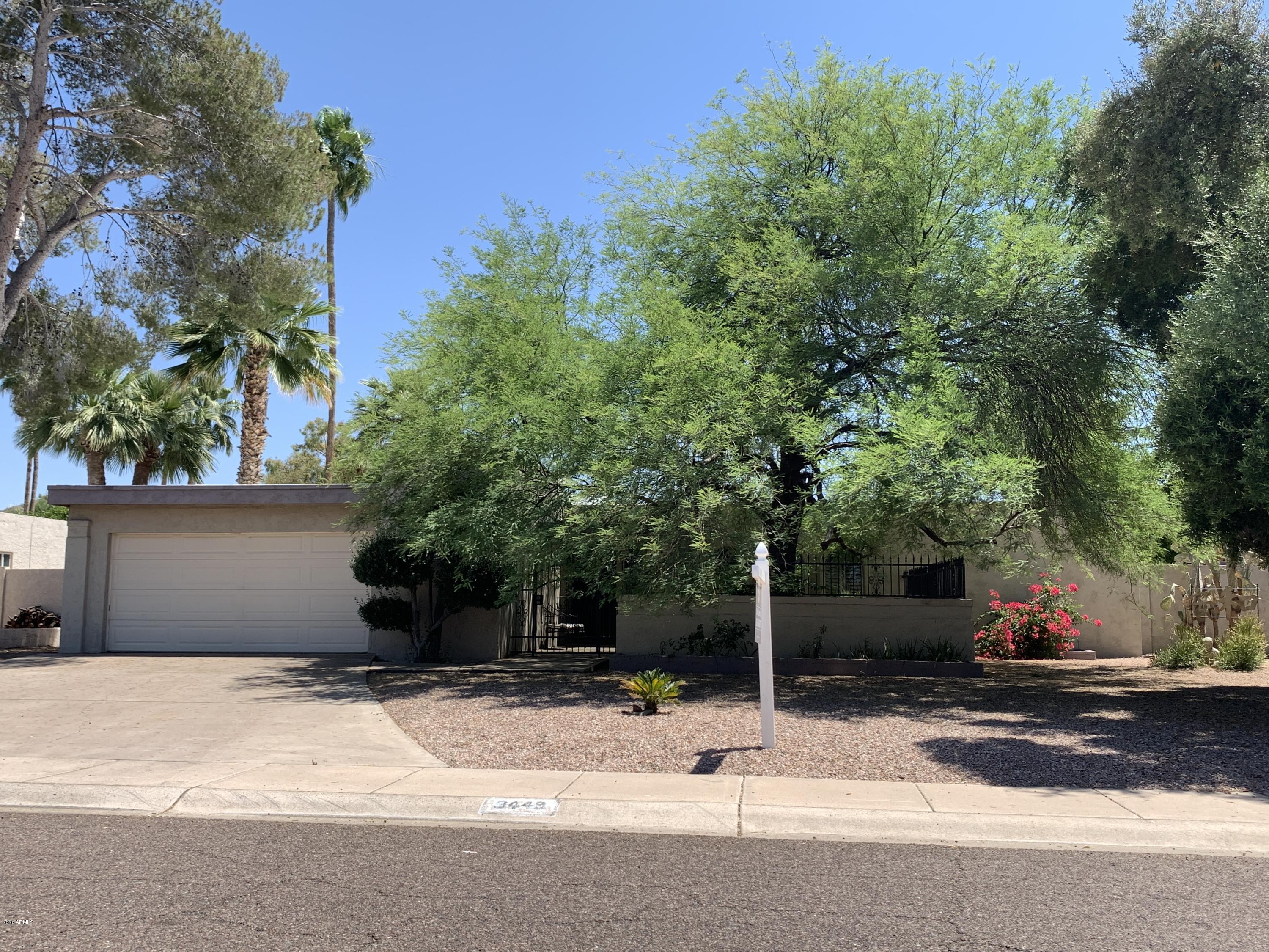 3449 East Cochise Road Phoenix, AZ 85028 - Photo 1 of 17 Photo May 18, 1 36 04 PM