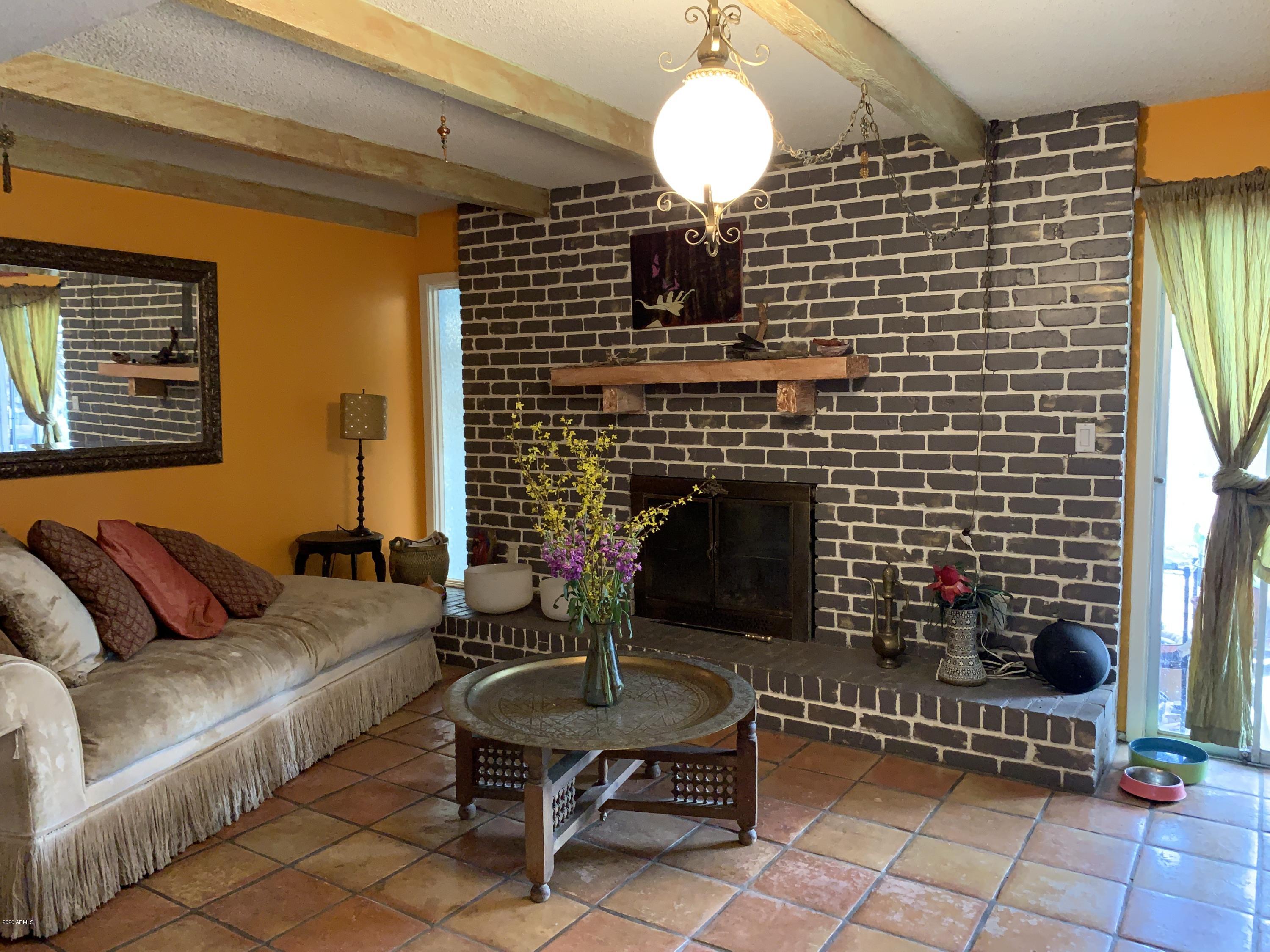 3449 East Cochise Road Phoenix, AZ 85028 - Photo 3 of 17 Photo Mar 27, 2 52 21 PM