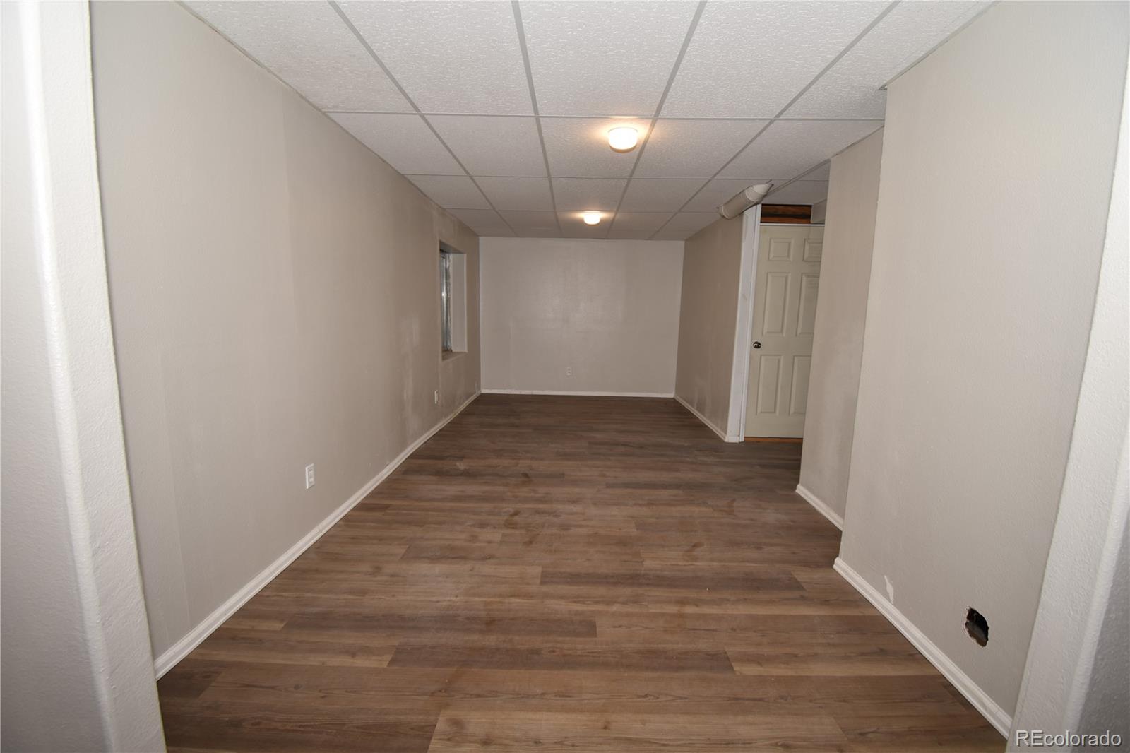 4954 Freeport Way Denver, CO 80239 - Photo 7 of 11