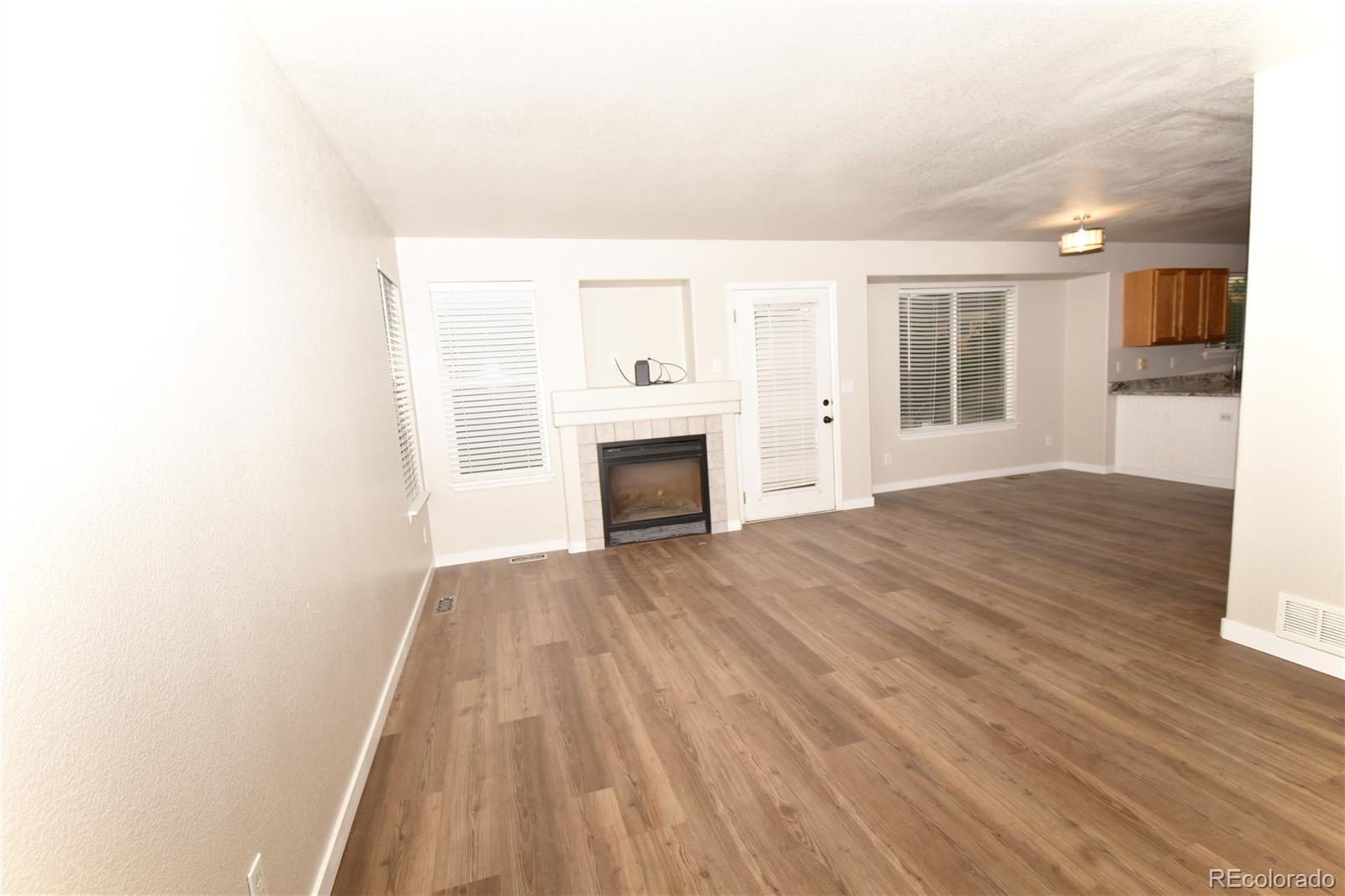 4954 Freeport Way Denver, CO 80239 - Photo 10 of 11