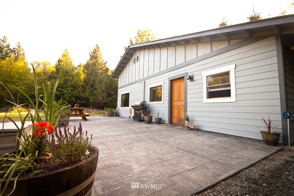4970 Hannegan Road Bellingham, WA 98226 - Photo 1 of 23 Gallery Image 1