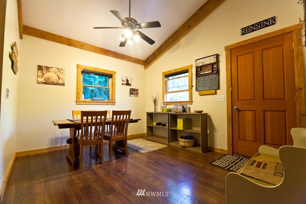 4970 Hannegan Road Bellingham, WA 98226 - Photo 2 of 23 Gallery Image 2