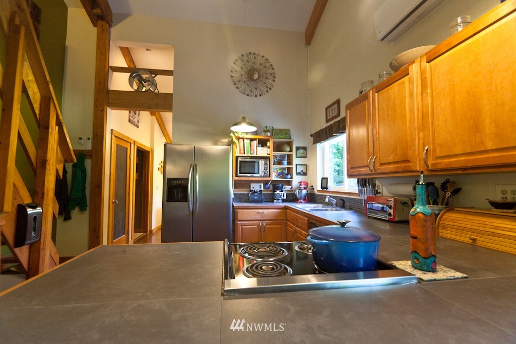 4970 Hannegan Road Bellingham, WA 98226 - Photo 22 of 23 Gallery Image 22