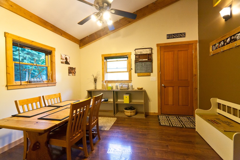 4970 Hannegan Road Bellingham, WA 98226 - Photo 4 of 23 Gallery Image 4
