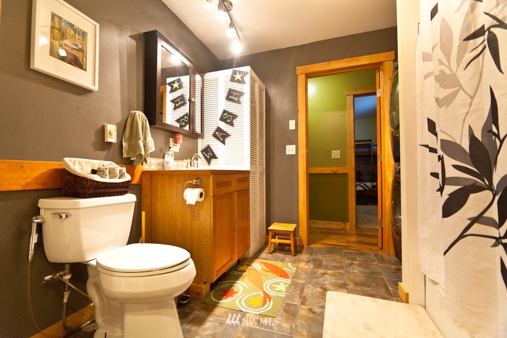 4970 Hannegan Road Bellingham, WA 98226 - Photo 9 of 23 Gallery Image 9