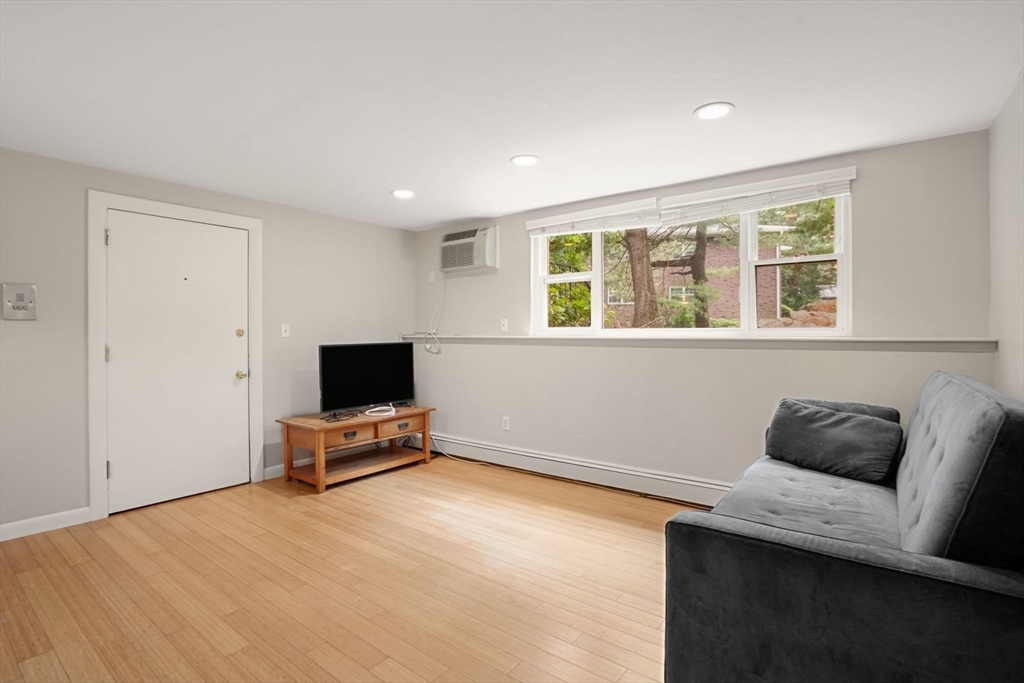 54 Jacqueline Road, Unit 1 Waltham, MA 02452 - Photo 8 of 15 Gallery Image 8