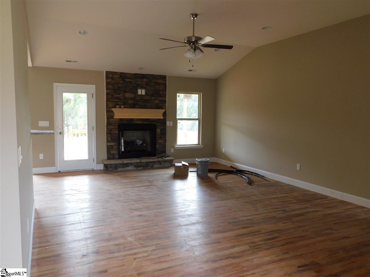270 Zimmerman Road Inman, SC 29349 - Photo 3 of 16