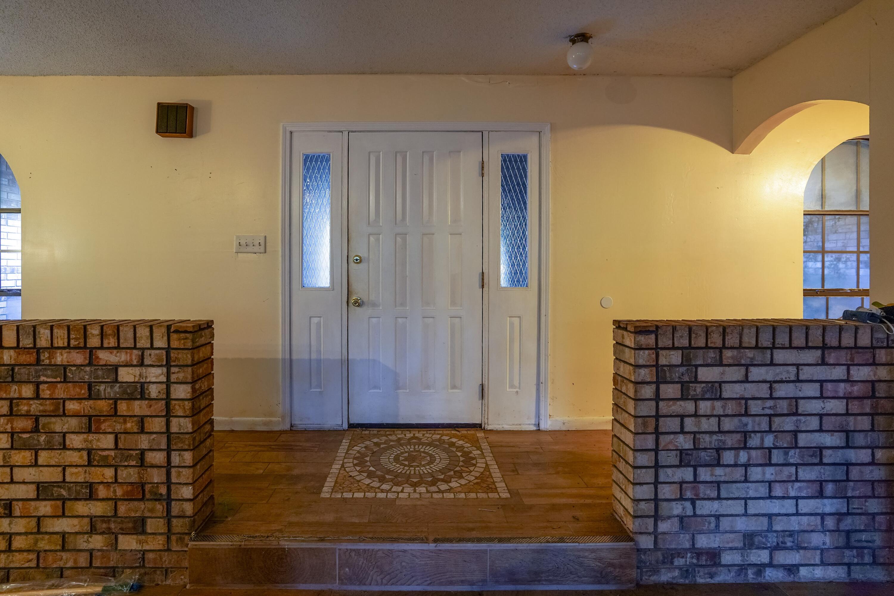 4444 Sundance Way Holt, FL 32564 - Photo 11 of 39 a view of entryway