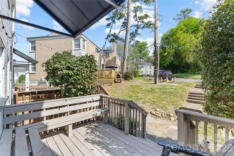 $275,000 | 220 Wakefield Drive, Charlotte, NC 28209