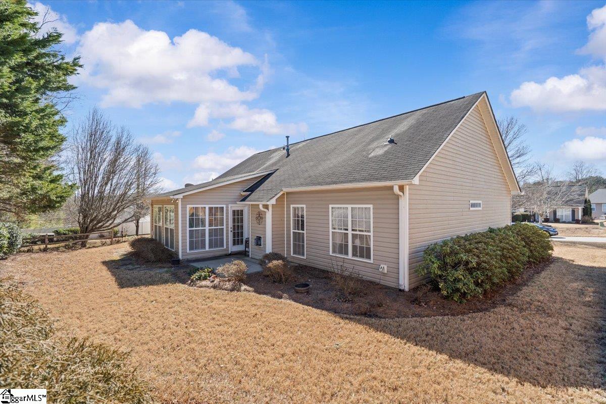 505 Cardinal Woods Way Easley, SC 29642 - Photo 30 of 35