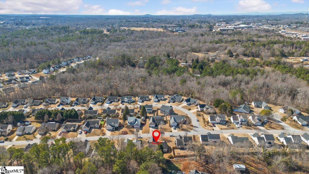 505 Cardinal Woods Way Easley, SC 29642 - Photo 33 of 35