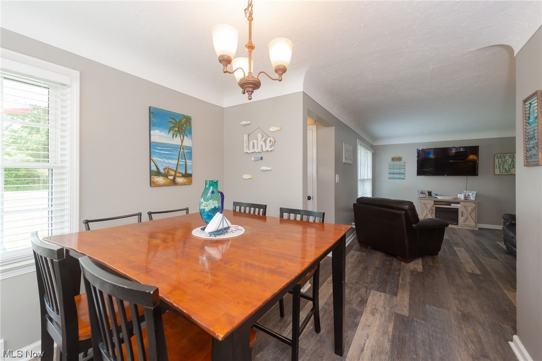 10890 Bell Road Newbury, OH 44065 - Photo 12 of 30 Gallery Image 12