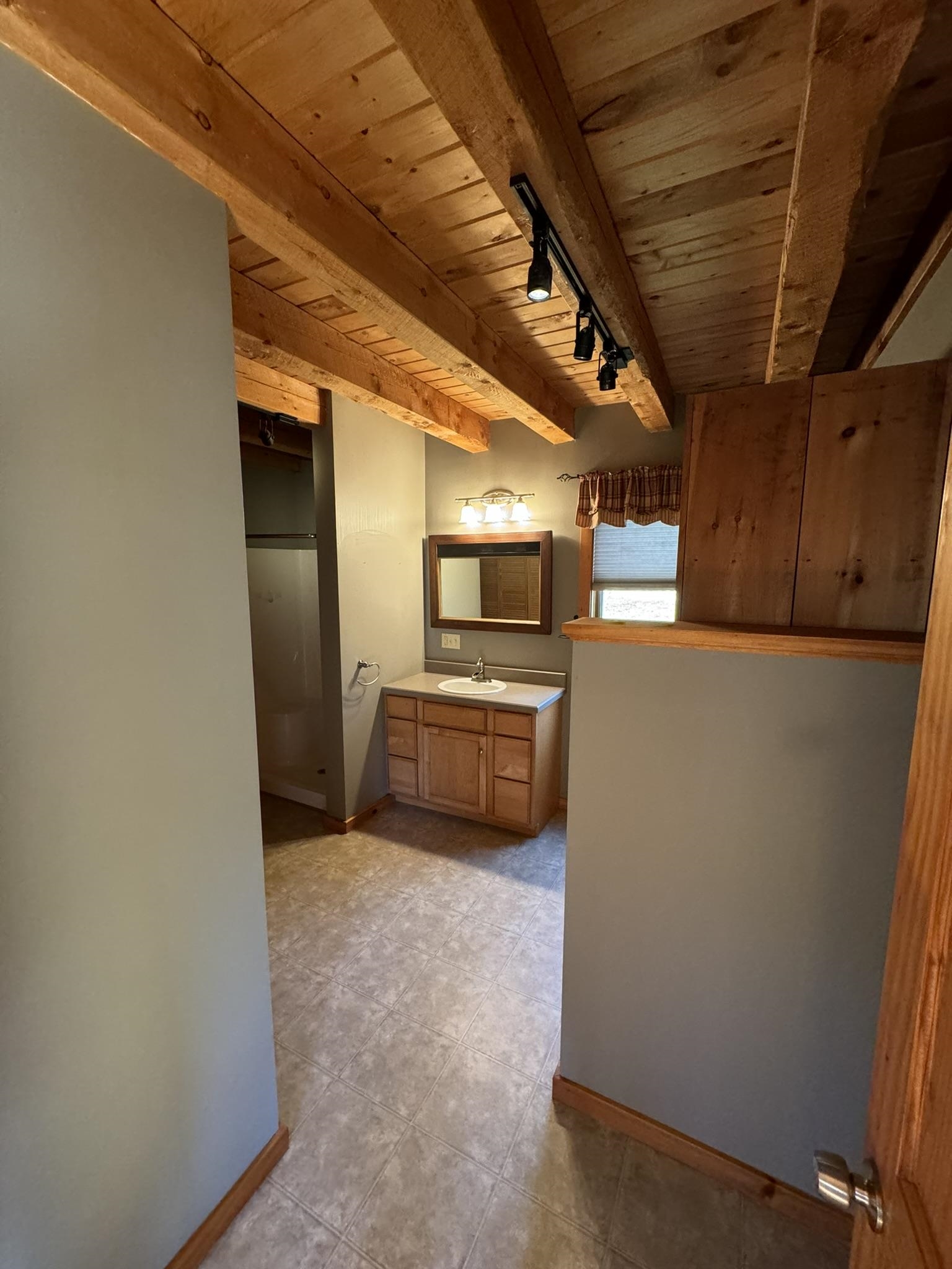 2459 West County Road Calais, VT 05648 - Photo 3 of 46