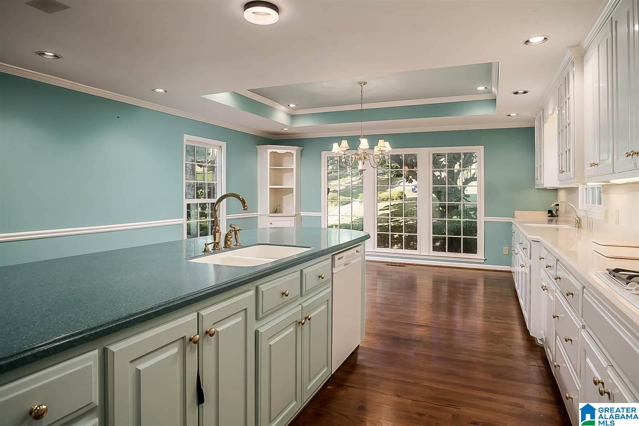 3505 Crestbrook Road Mountain Brook, AL 35223 - Photo 17 of 46