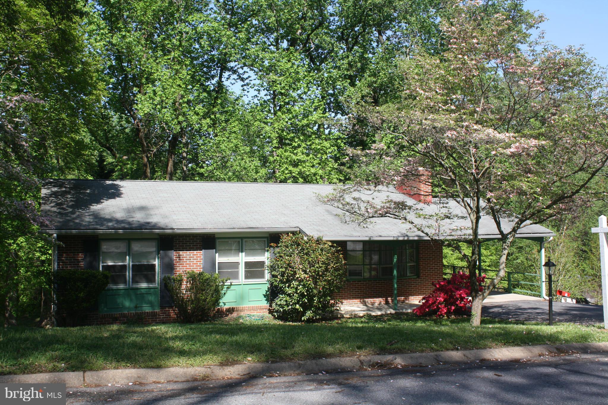 1481 Grandview Road Arnold, MD 21012 - Photo 2 of 11 Exterior (Front)
