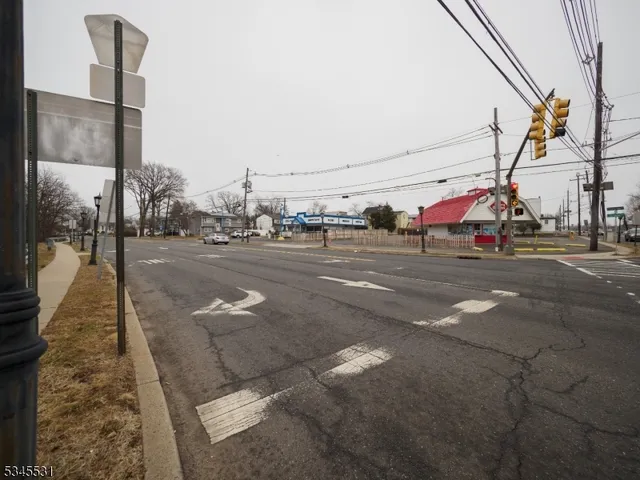 $1,299,999 | 735 East Hazelwood Avenue, Rahway, NJ 07065