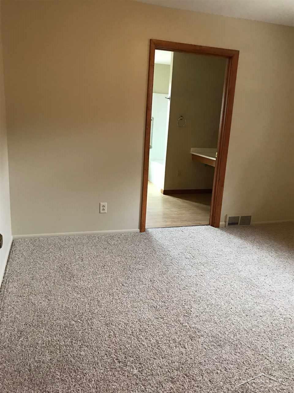 2349 Bock Road Saginaw, MI 48603 - Photo 20 of 35 31345714-19.JPG