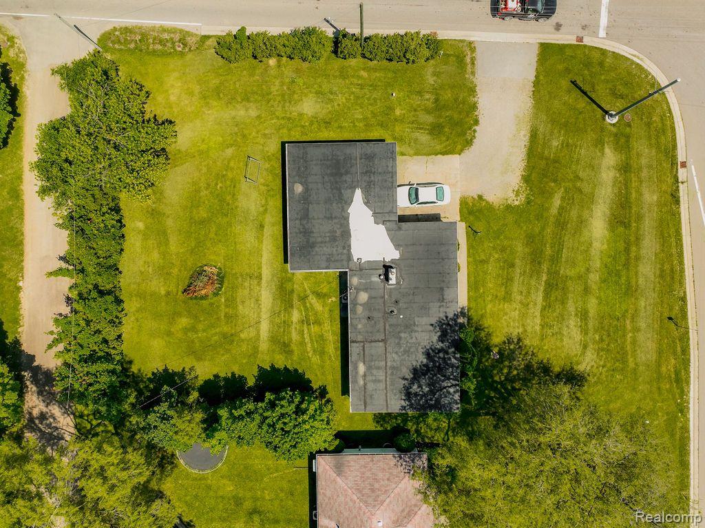 1224 South Lapeer Road Lapeer, MI 48446 - Photo 8 of 31