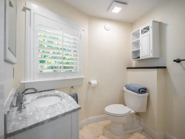 $3,999,000 | 65 North Holokai Road, Haiku, HI 96708