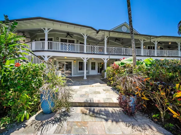 $3,999,000 | 65 North Holokai Road, Haiku, HI 96708