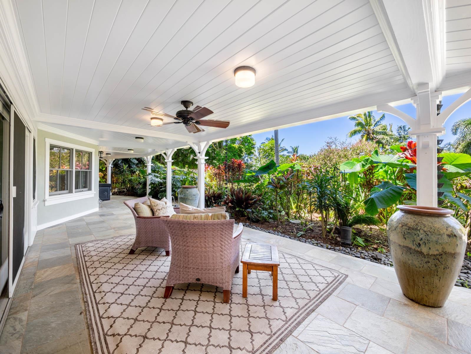 65 North Holokai Road Haiku, HI 96708 - Photo 47 of 50 a view of a patio with table and chairs