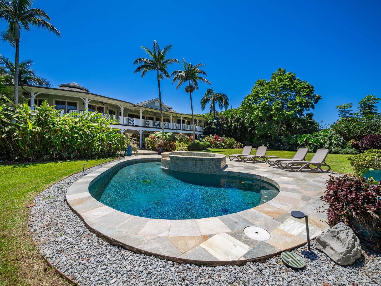 65 North Holokai Road Haiku, HI 96708 - Photo 50 of 50 a view of a swimming pool with a yard