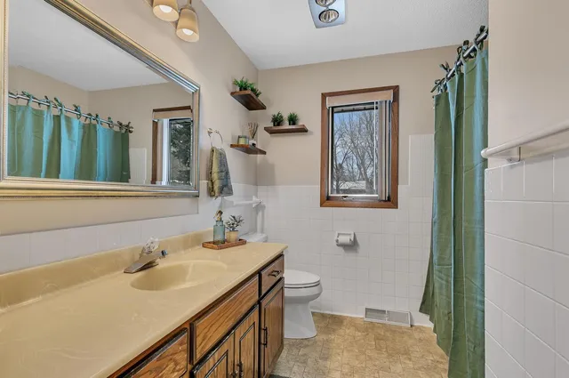 $323,000 | 718 2 1/2 Street North, Sartell, MN 56377