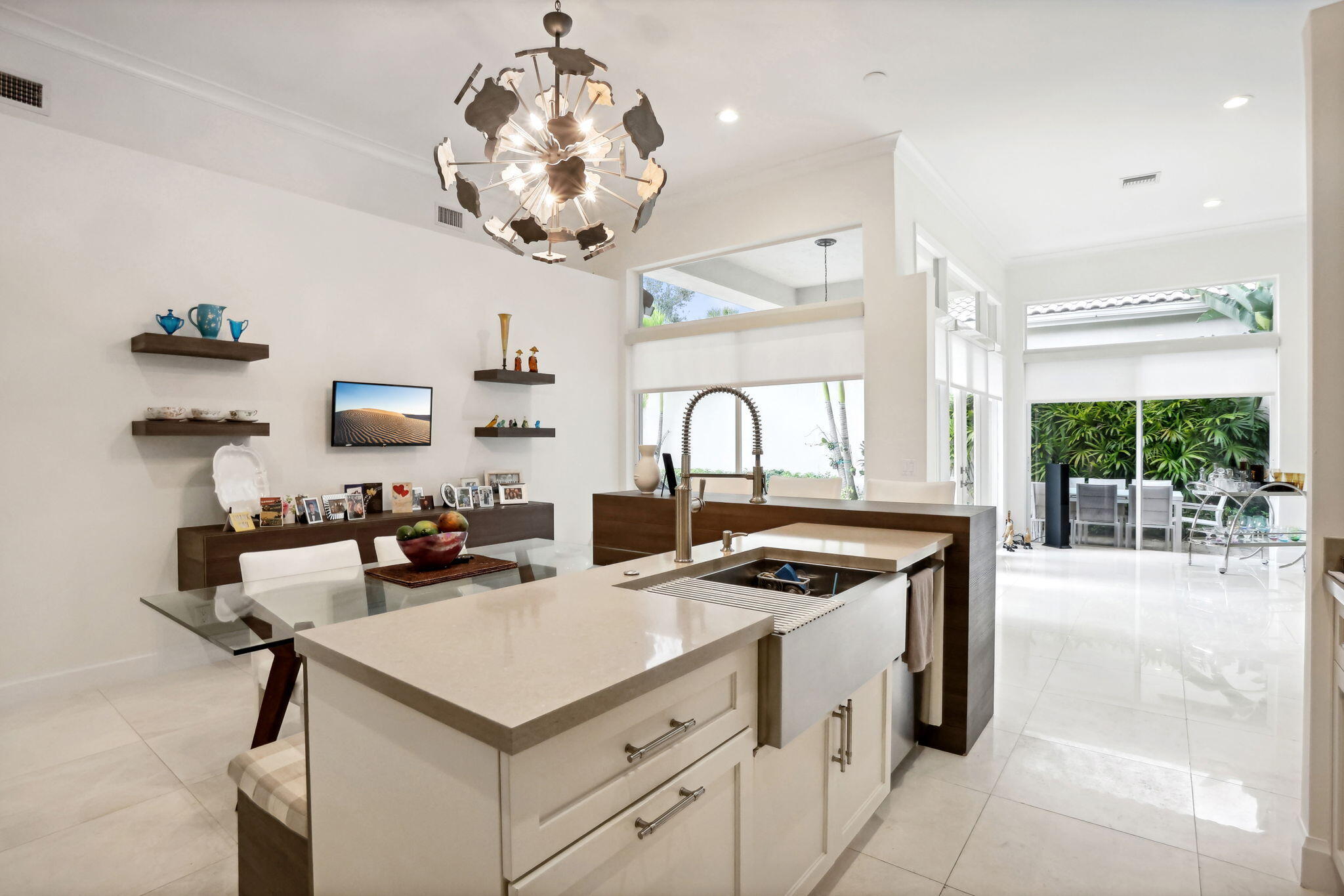 6673 Northwest 24th Terrace Boca Raton, FL 33496 - Photo 9 of 53 27-web-or-mls-0E2A1826