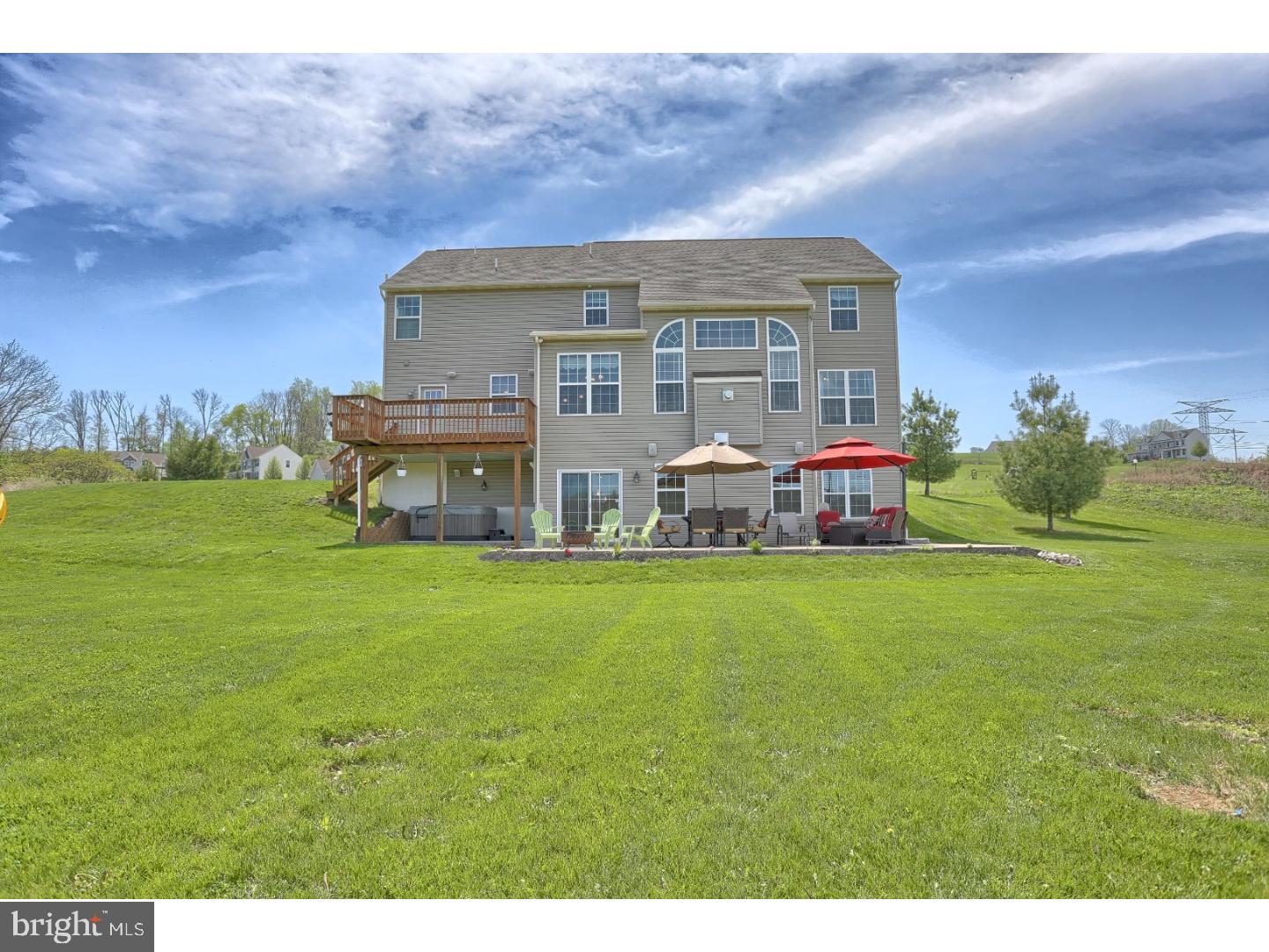 112 Great Bend Way Sinking Spring, PA 19608 - Photo 5 of 25