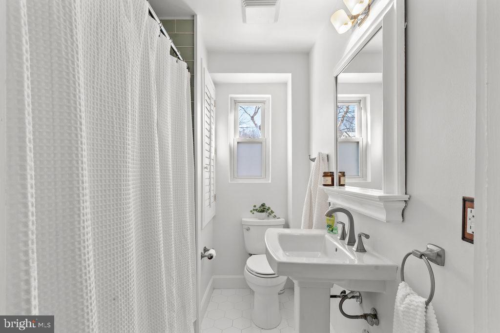 5118 25th Road North Arlington, VA 22207 - Photo 20 of 44 Gallery Image 20