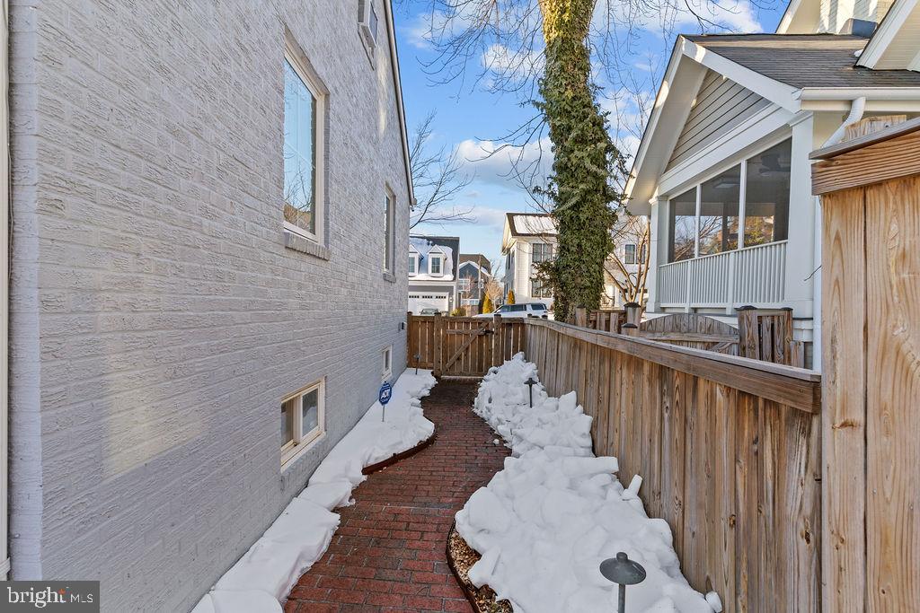 5118 25th Road North Arlington, VA 22207 - Photo 38 of 44 Gallery Image 38