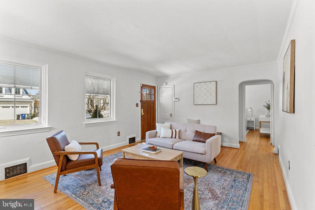 5118 25th Road North Arlington, VA 22207 - Photo 4 of 44 Gallery Image 4