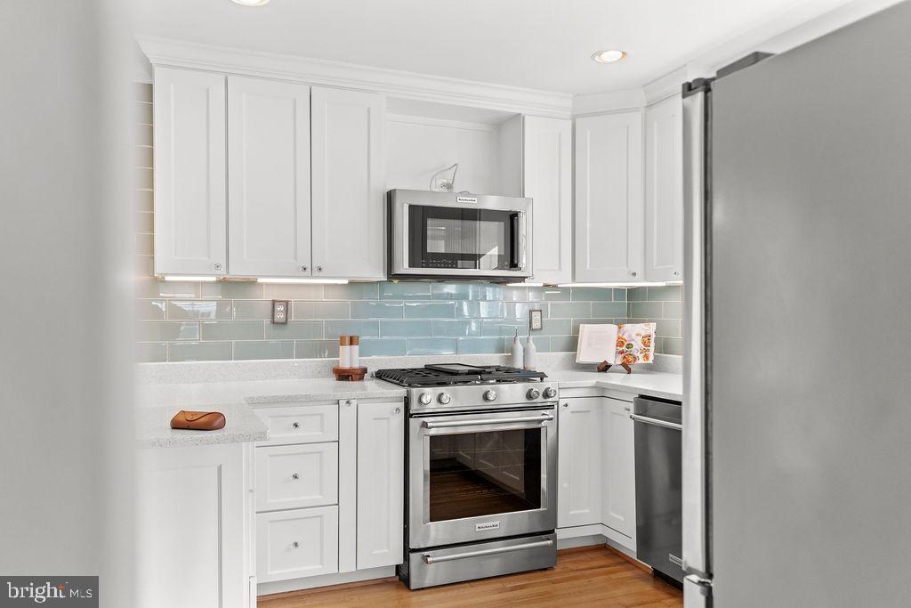 5118 25th Road North Arlington, VA 22207 - Photo 5 of 44 Gallery Image 5