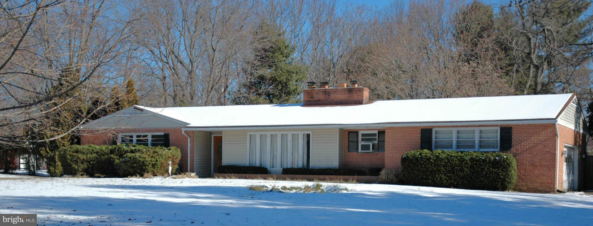 Exterior (Front)