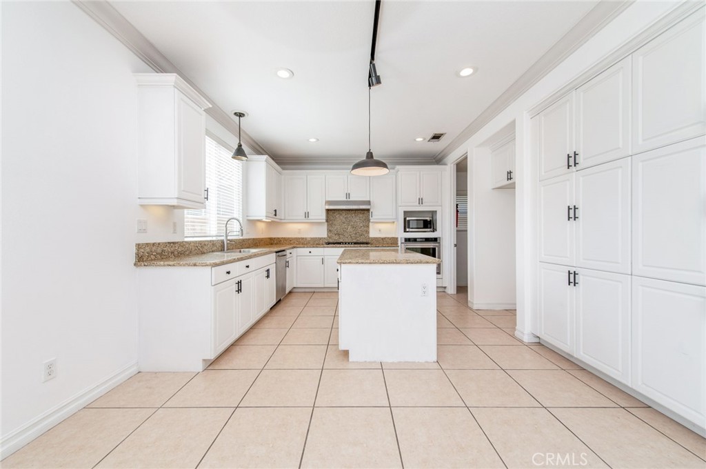 6915 Cedar Creek Road Eastvale, CA 92880 - Photo 22 of 51