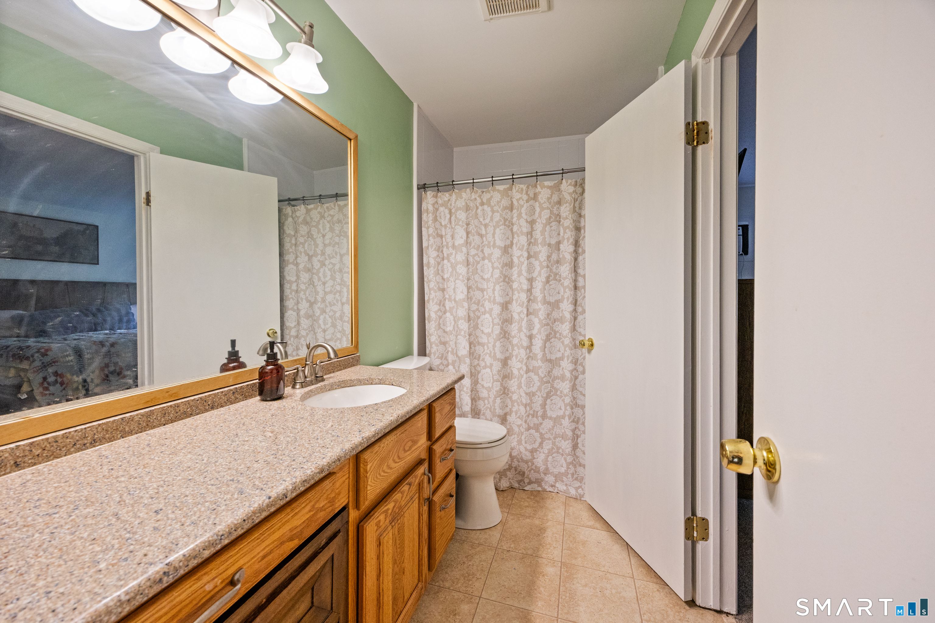 925 Oronoke Road, Unit 41D Waterbury, CT 06708 - Photo 17 of 31