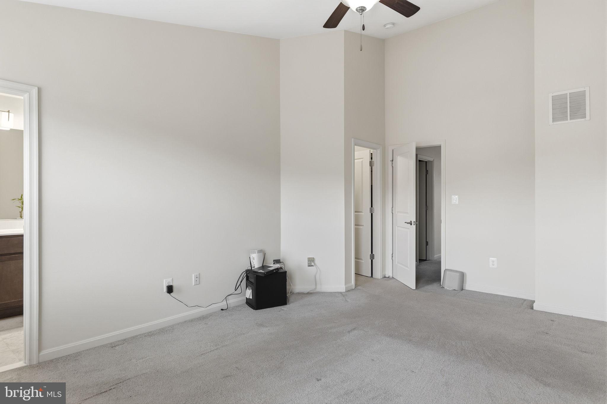 7255 Martin Farm Circle Baltimore, MD 21237 - Photo 11 of 23