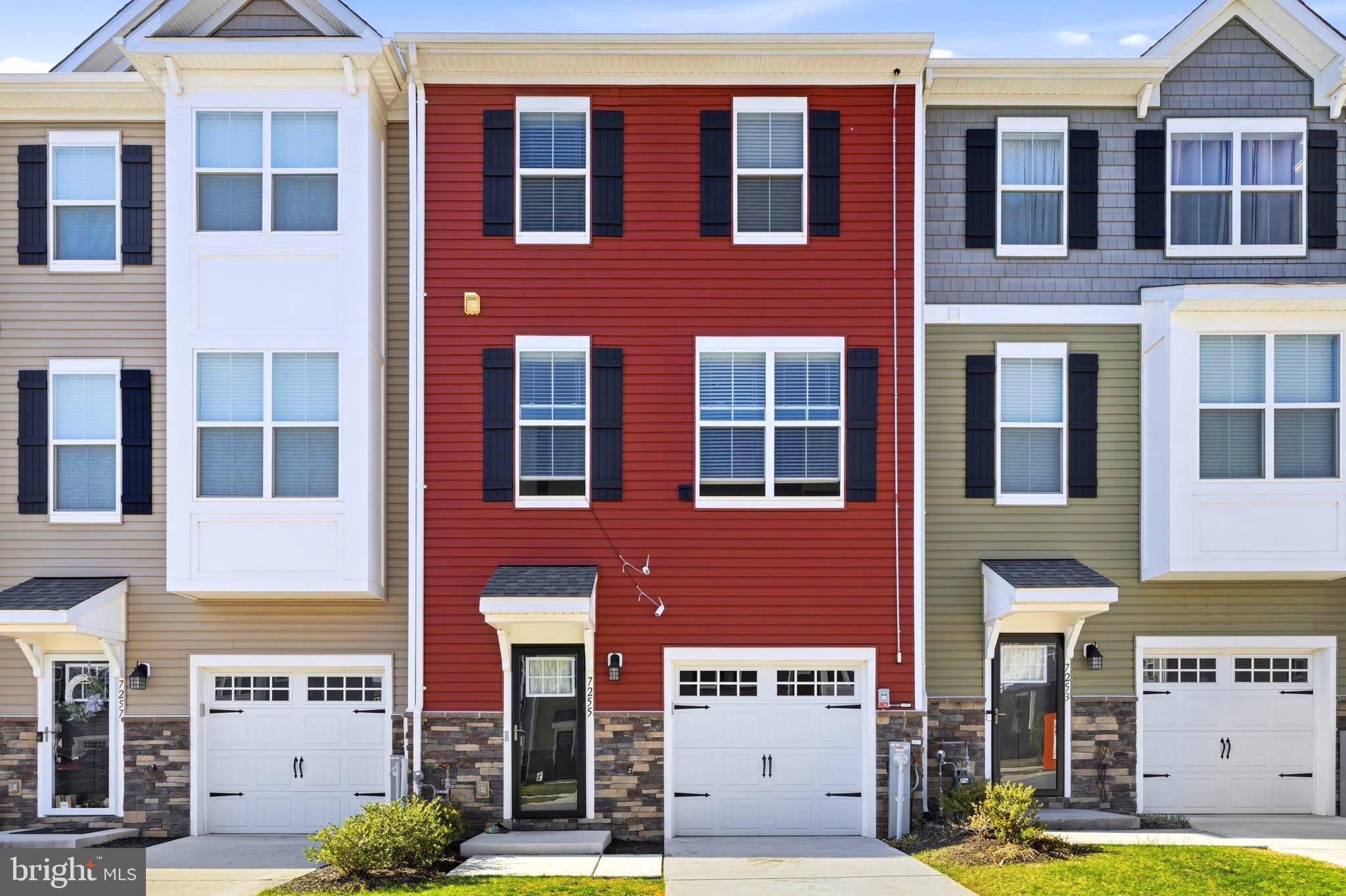 7255 Martin Farm Circle Baltimore, MD 21237 - Photo 2 of 23