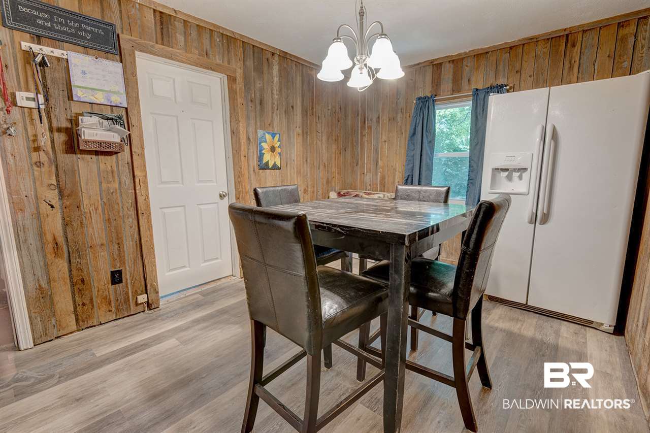 23425 Vaughn Road Robertsdale, AL 36567 - Photo 7 of 19 Breakfast Area