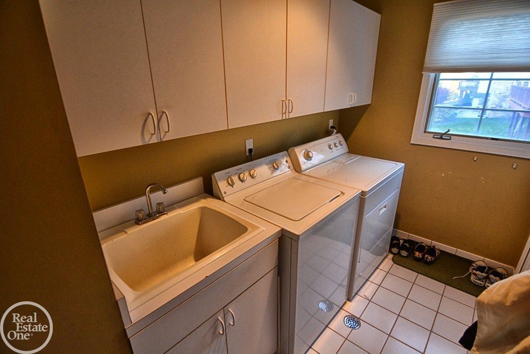 2052 Reagan Drive Rochester Hills, MI 48309 - Photo 38 of 70