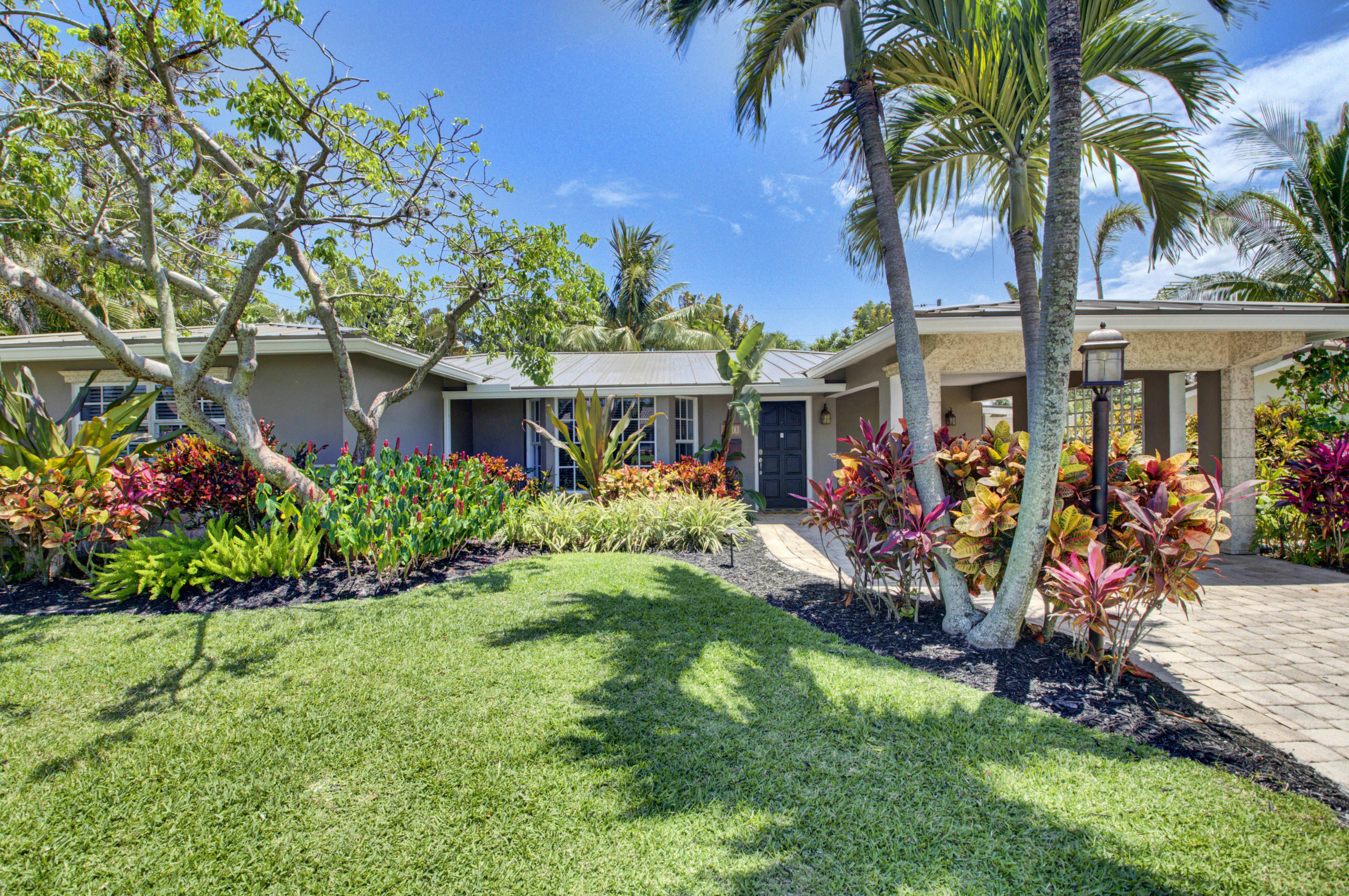 350 Southwest 13th Street Boca Raton, FL 33432 - Photo 1 of 45 Front