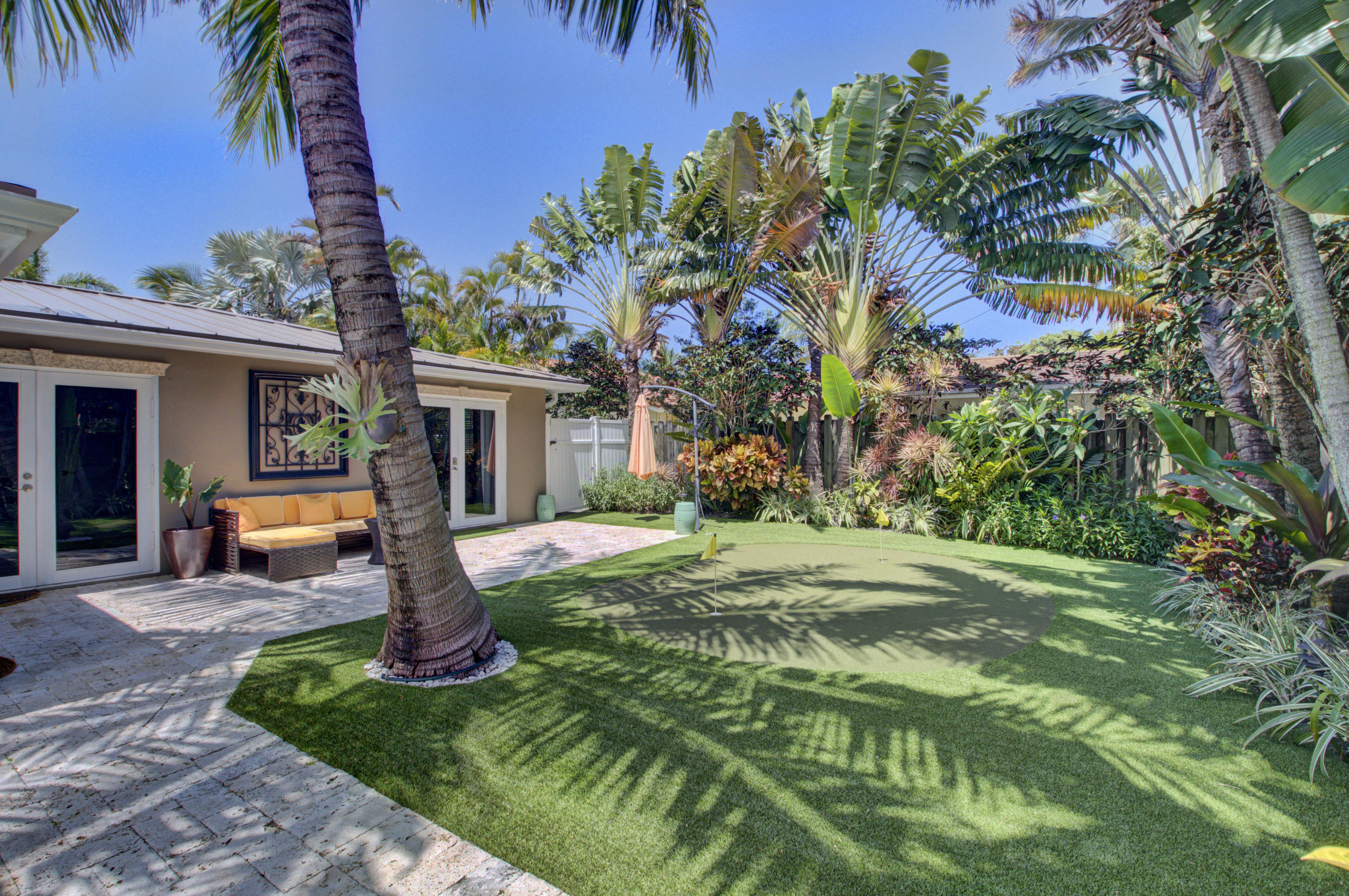 350 Southwest 13th Street Boca Raton, FL 33432 - Photo 38 of 45 Backyard