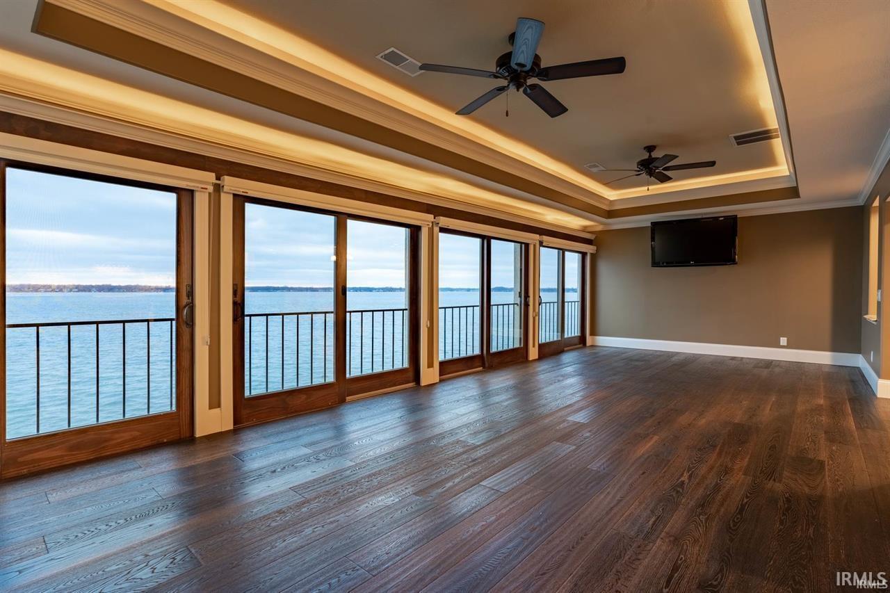12275 North Ogden Point Road, Unit 302 Syracuse, IN 46567 - Photo 5 of 10 Gallery Image 5