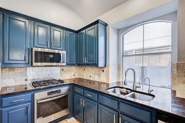 $2,849 | 3324 Fallbrook Drive, Sunnyvale, TX 75182