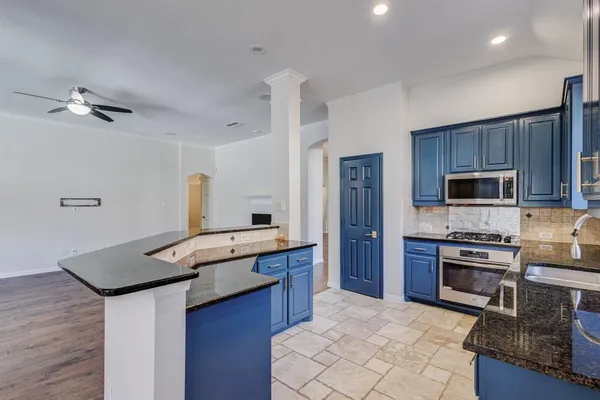 $2,849 | 3324 Fallbrook Drive, Sunnyvale, TX 75182