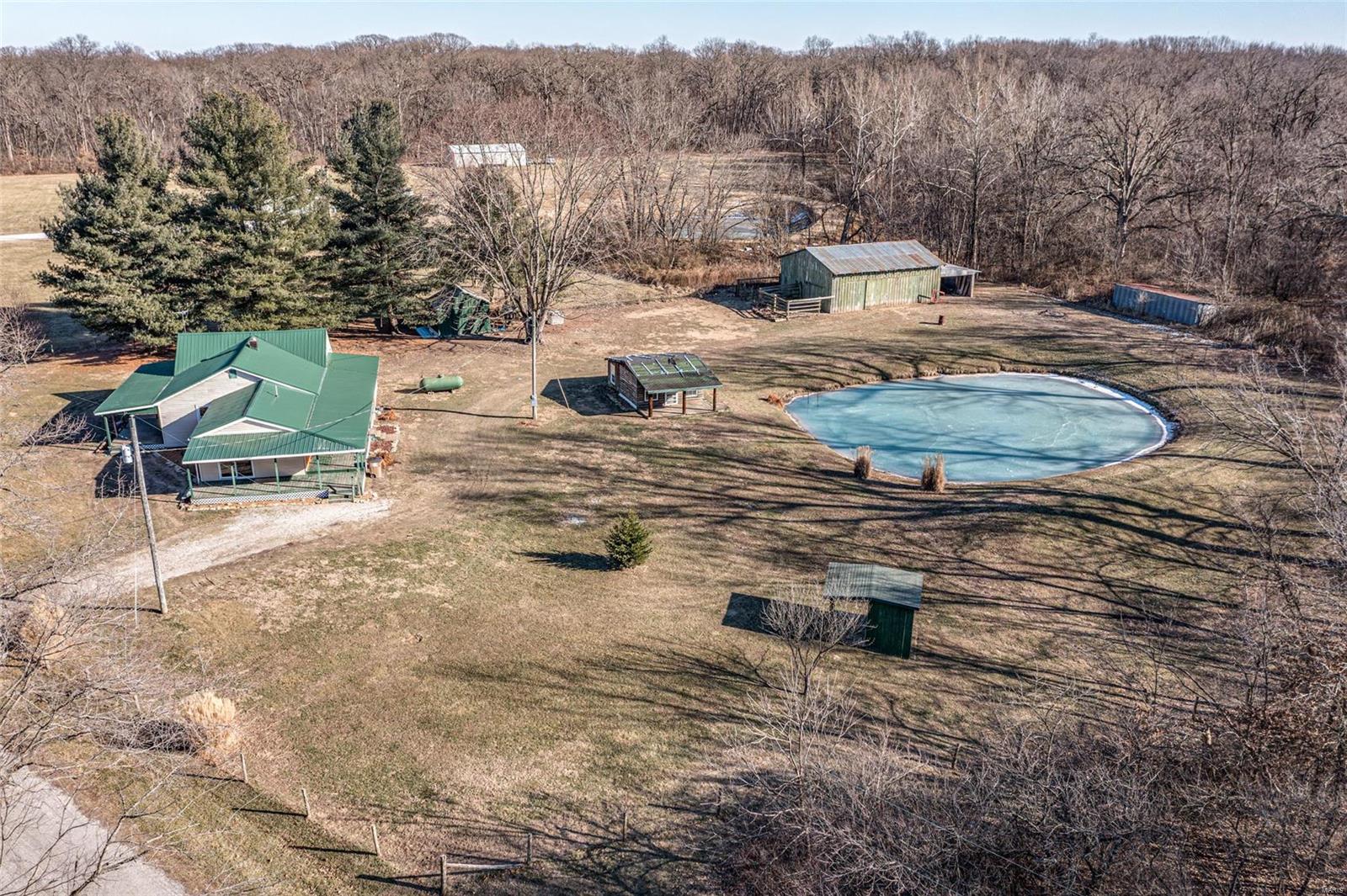21585 Washer Road Mount Olive, IL 62069 - Photo 23 of 44