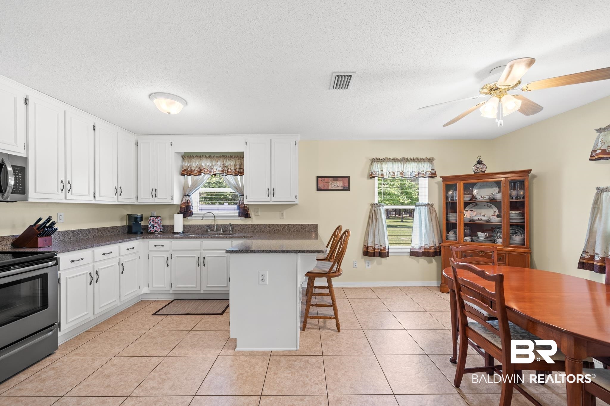28209 Slapout Road Robertsdale, AL 36567 - Photo 8 of 38