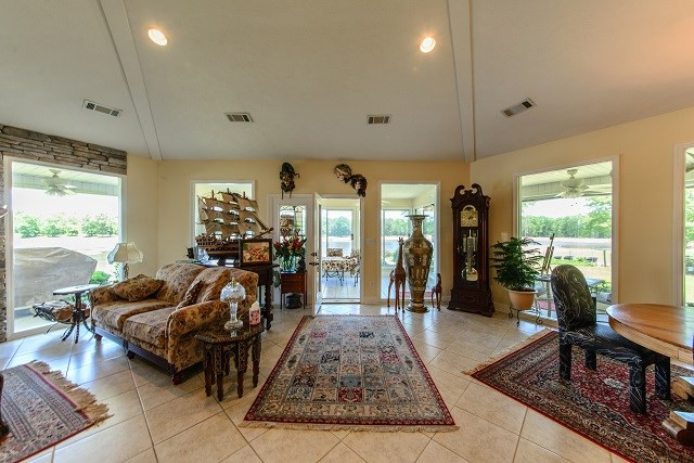 1280 Perron Garvin Road Wagener, SC 29164 - Photo 10 of 40