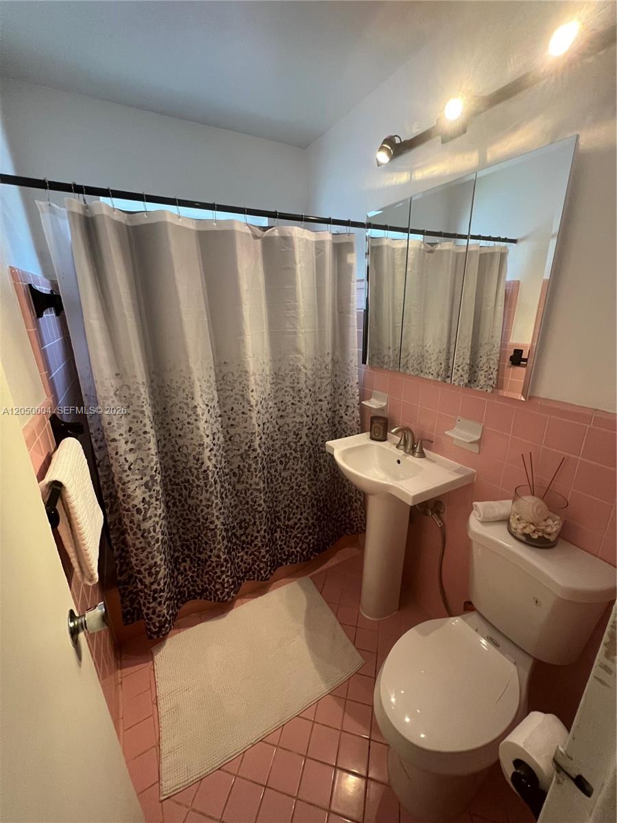 7720 Harding Avenue, Unit 9 Miami Beach, FL 33141 - Photo 23 of 27