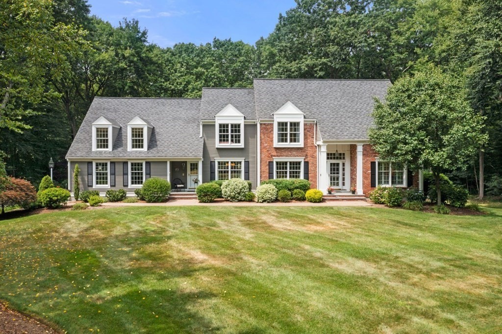 7 South Barn Road Hopkinton, MA 01748 - Photo 1 of 42